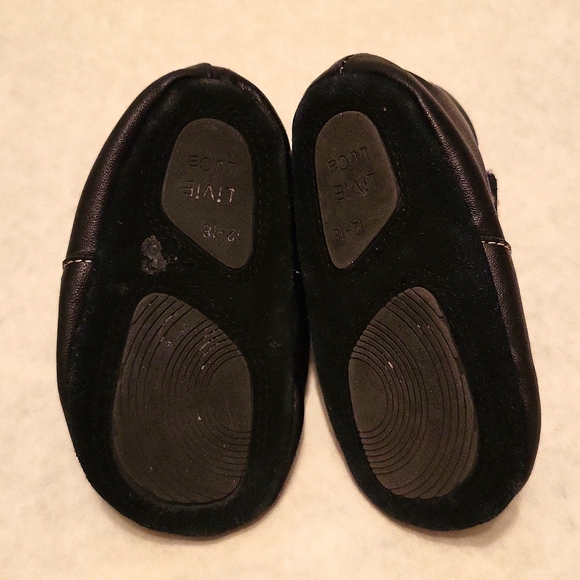 Livie & Luca black leather velcro closure baby shoes - Picture 5 of 7